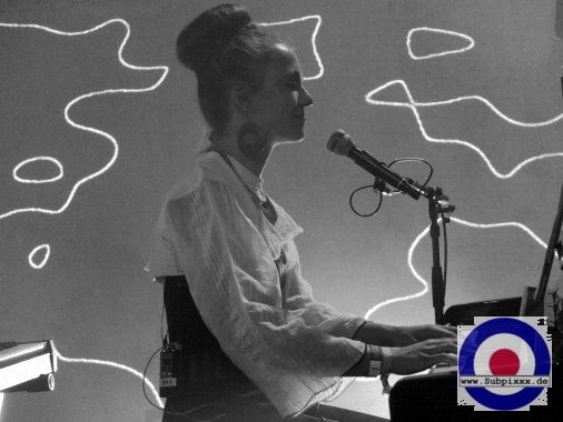 Lisa Morgenstern (D) with Bulgarian Voices Berlin -Pop-Kultur Festival - Palais - Kulturbrauerei, Berlin Prenzlauer Berg 21.08.2019 (15).JPG